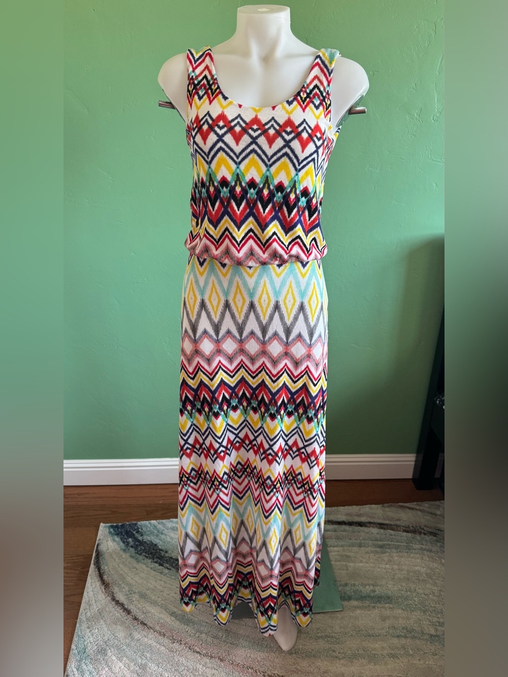 Renee C. Multi-Colored Geometric Sleeveless Chevron Print Maxi Dress Sz Small